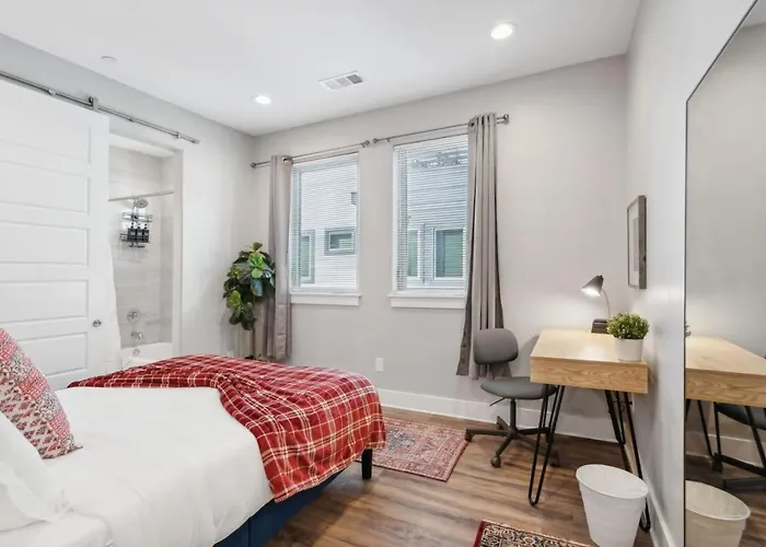 Сasa de vacaciones The Charm 2bd In The Heart Of Magnolia Fort Worth