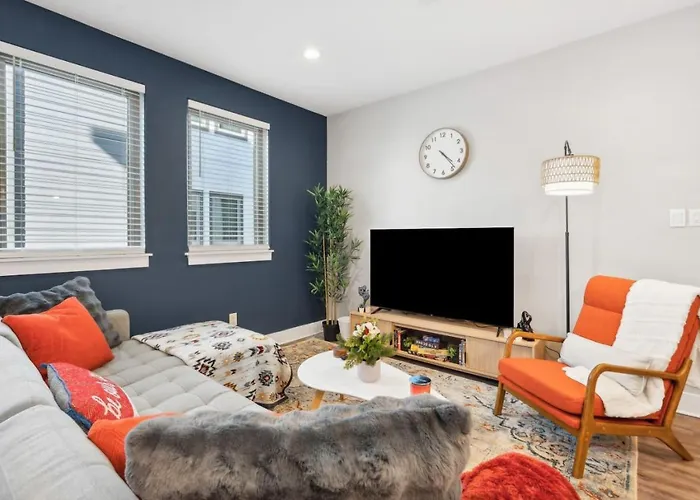 The Charm 2bd In The Heart Of Magnolia Fort Worth